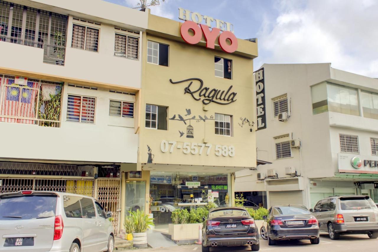 โอโย 90028 รากูลา โฮเต็ล Hotel ยะโฮร์บาห์รู ภายนอก รูปภาพ